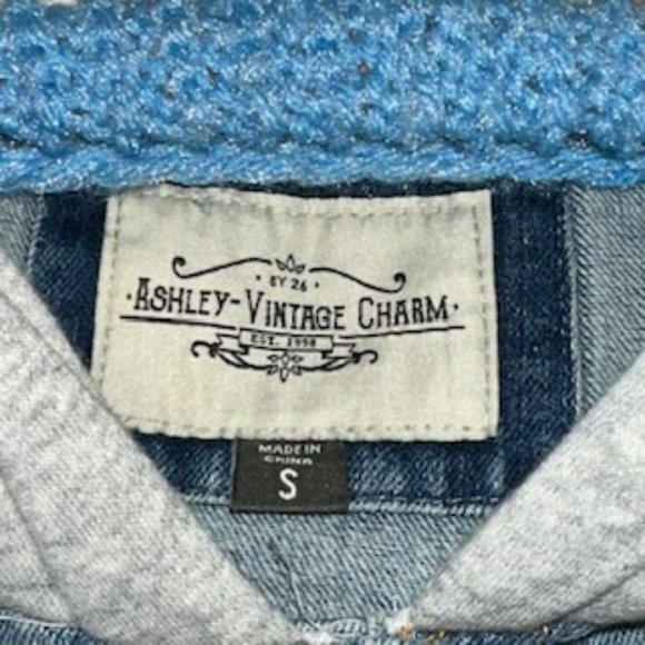 Distressed Vintage Jean Jacket Hoodie Combo - Picture 4 of 13